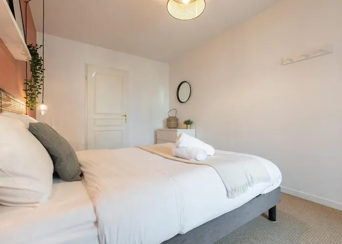 Euratechnologies - Bright With Parking * Lille